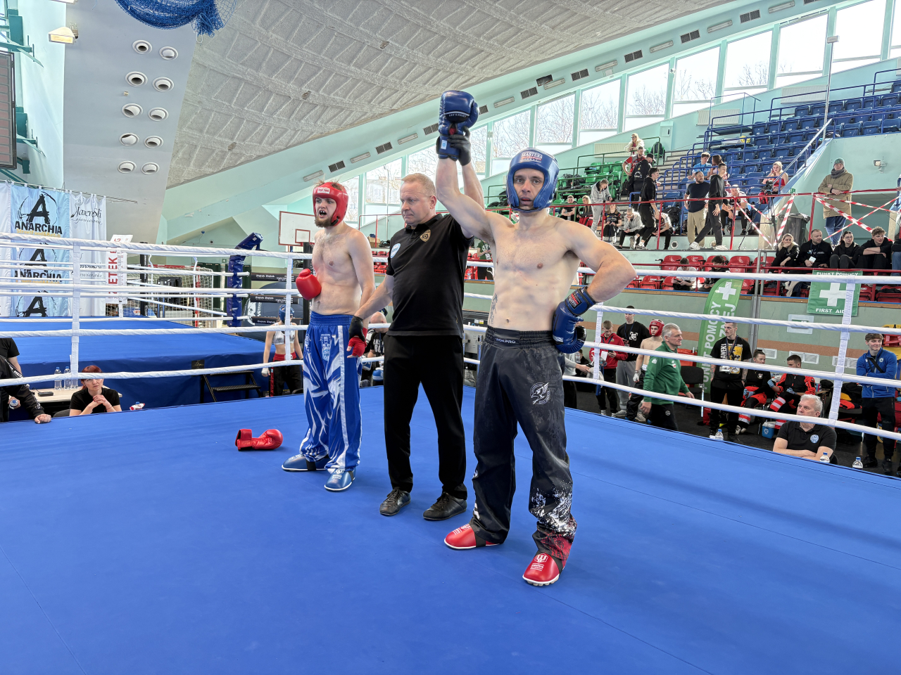 Debiut w formule full contact oraz udany występ zawodników KSW Sokół Jarosław na zawodach MMA