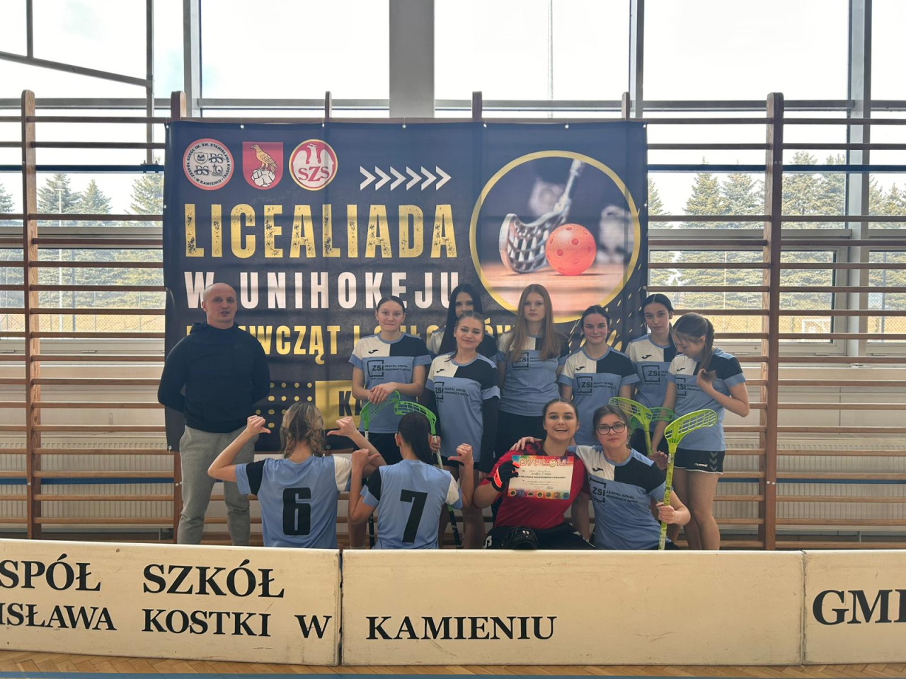 Historyczny sukces lokalnego unihokeja. Uczennice ZSI w finale wojewódzkim!